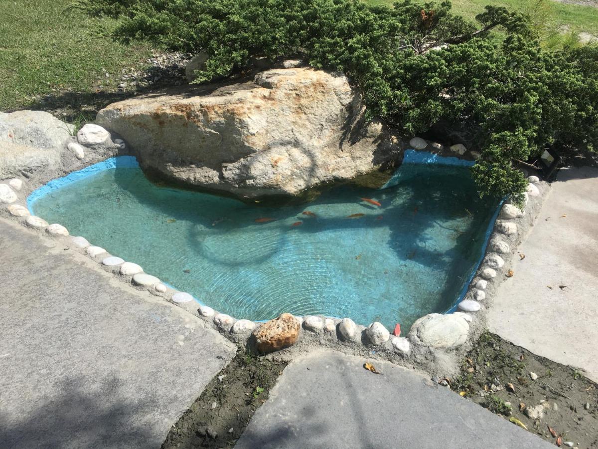 Haibian Mingren 50 Kota Hualien Bagian luar foto